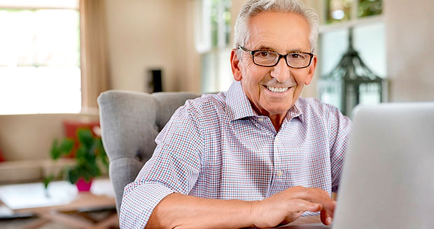 Viejito Trabajando Color.jpg