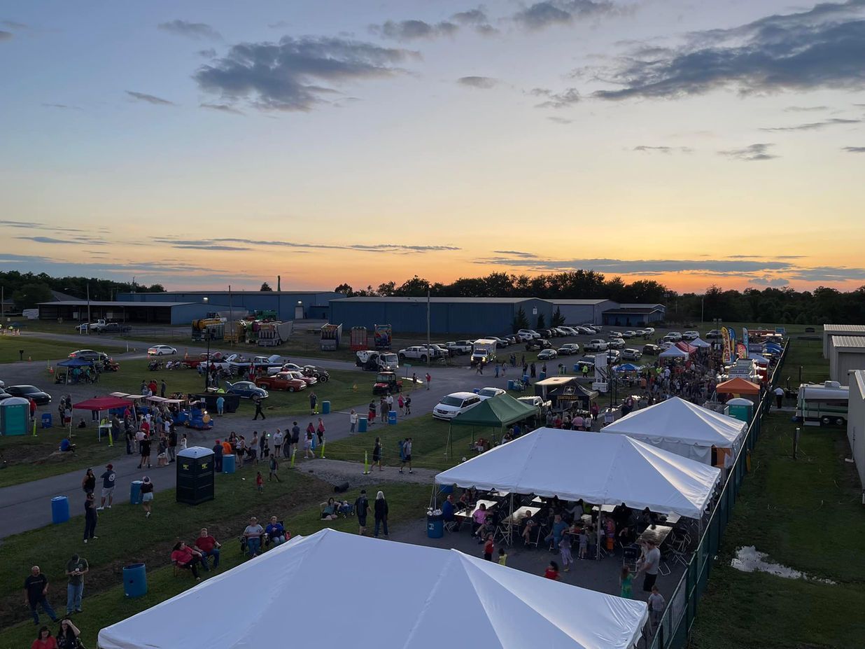 Aerial shot of the Thunder at the Ville venue at dusk
