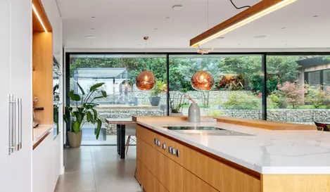 Box House kitchen dining