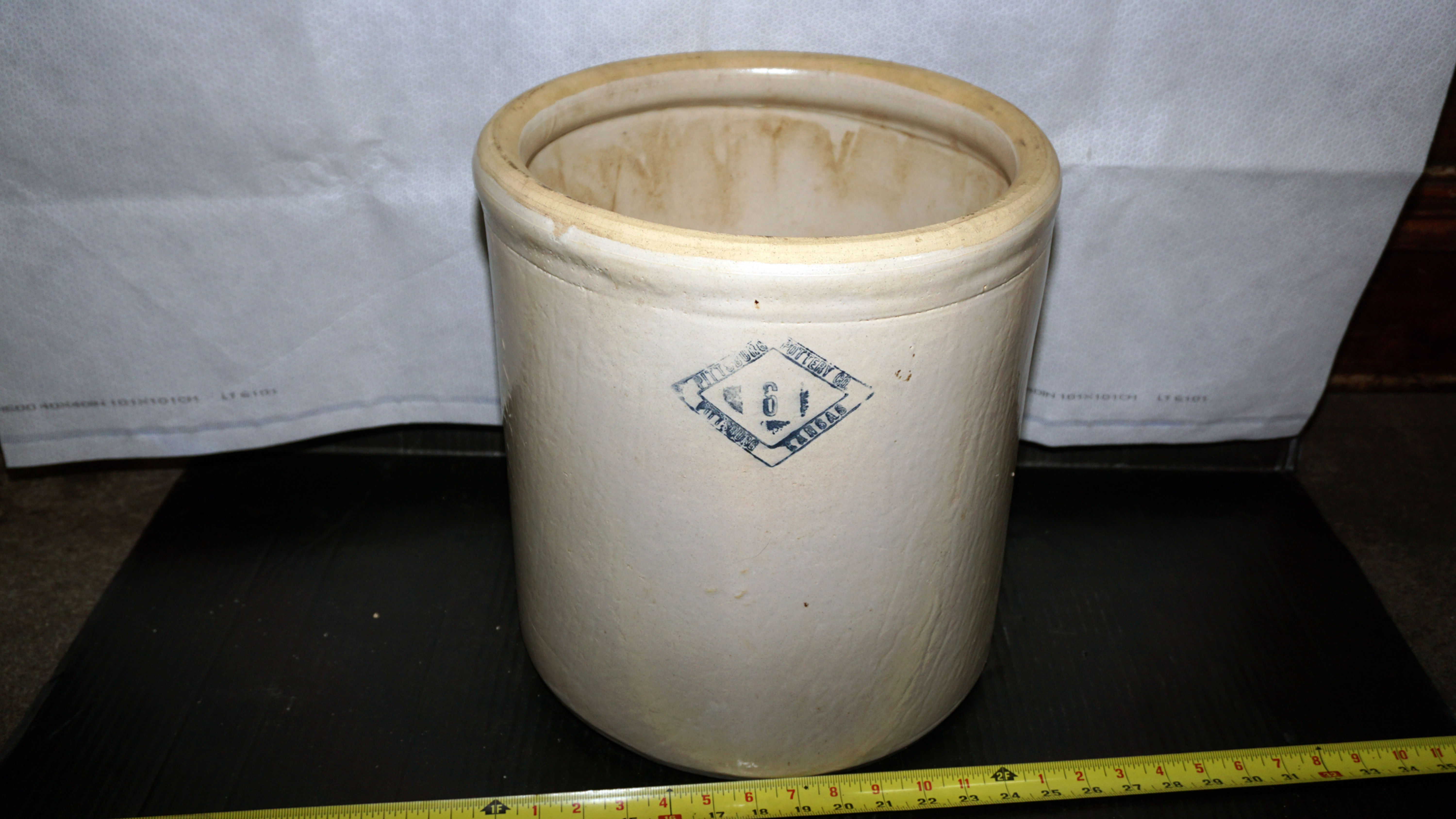6 Gallons Stoneware Crock Mfg By Pittsburg Pottery Co - Kansas
