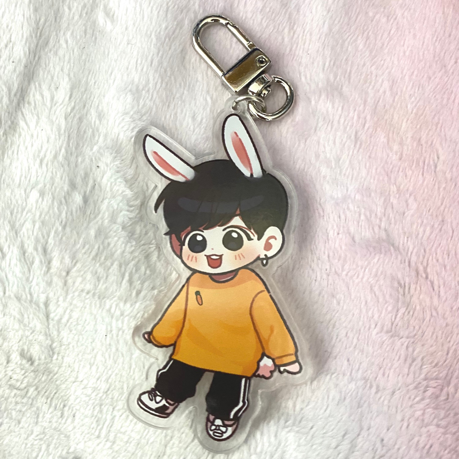 RABBIT JUNGKOOK ACRYLIC KEYRING