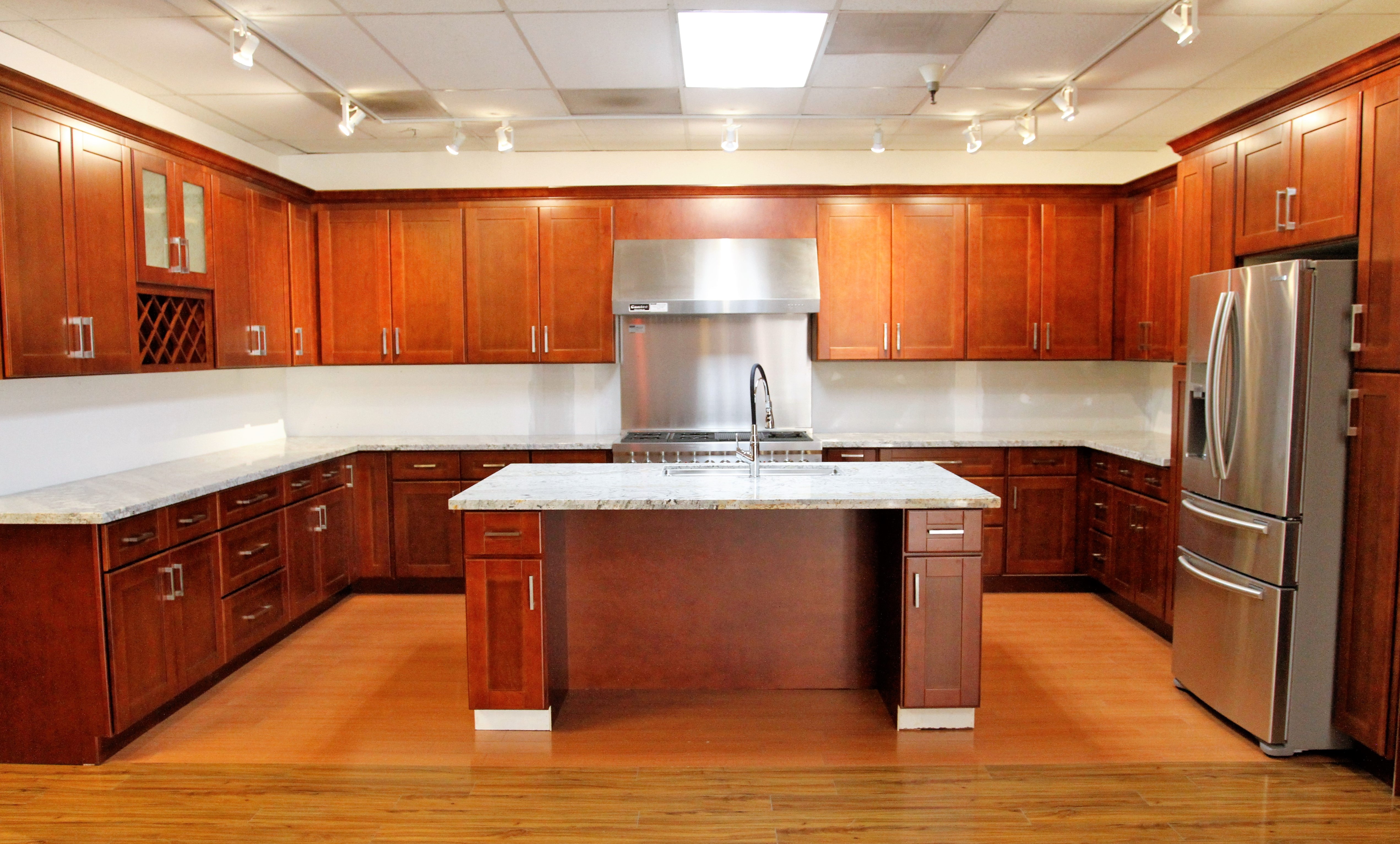 Cherry Shaker Cabinet Hayward San Jose Kz Kitchen Cabinets Stone
