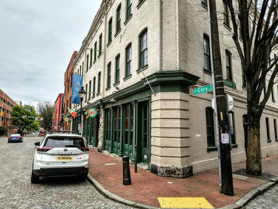 Sine Irish Pub Richmond Virginia Curb Appeal