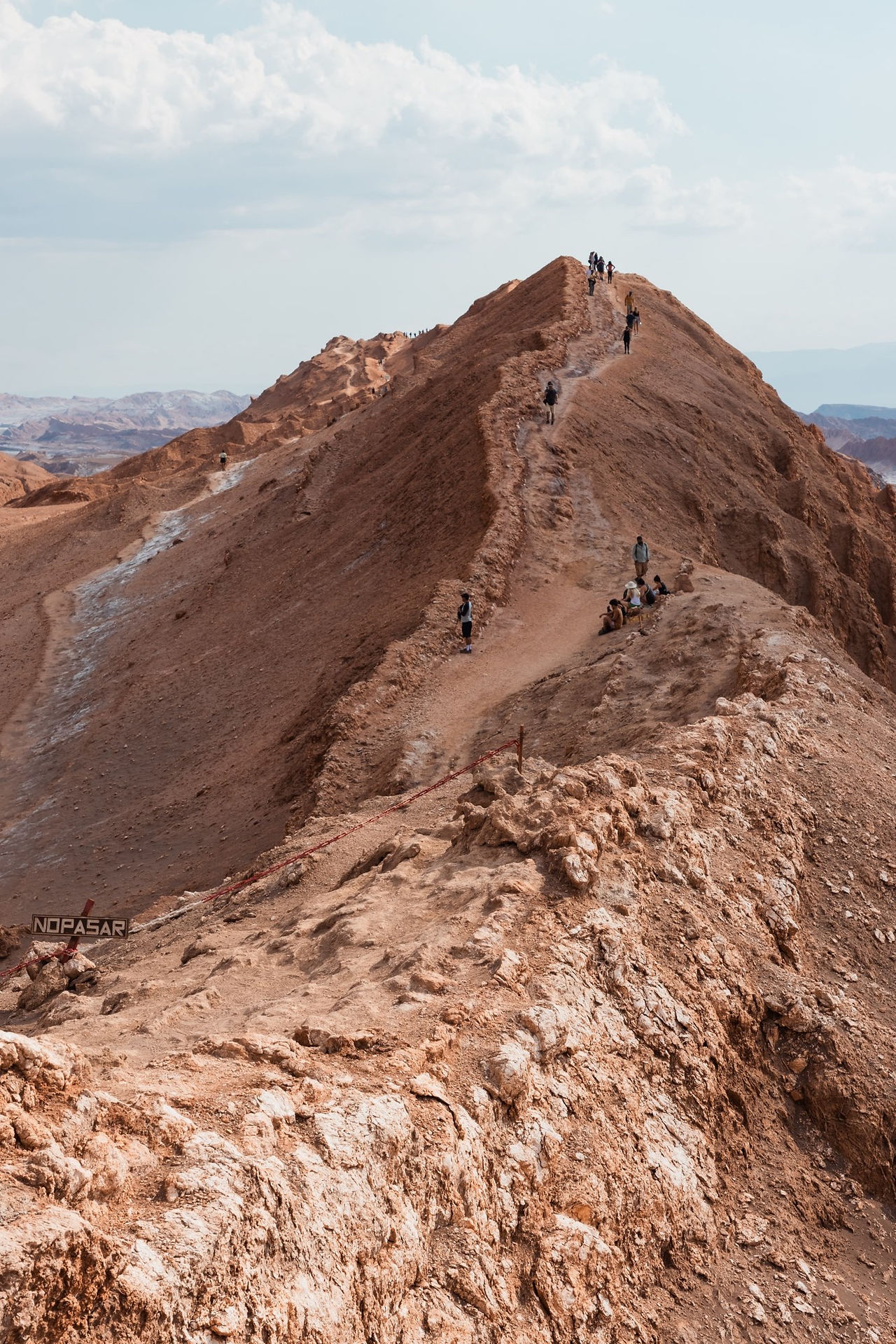 valle de la luna atacama desert chile
