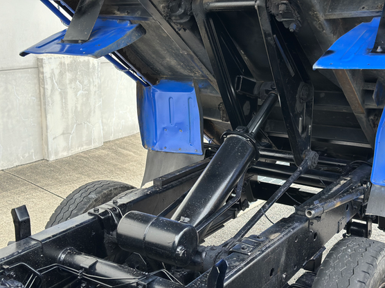 いすが エルフトラック 強化ダンプ高床 2トン 5速ミッション
