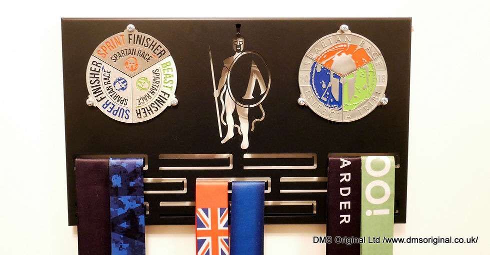 Season pass medal hanger for double trifecta - black