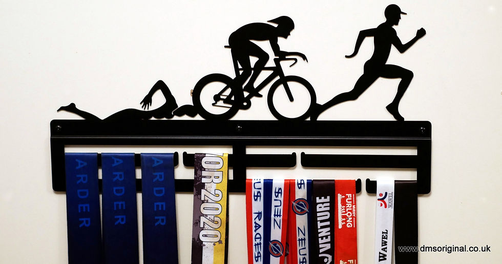 Triathlon Man edition medal hanger