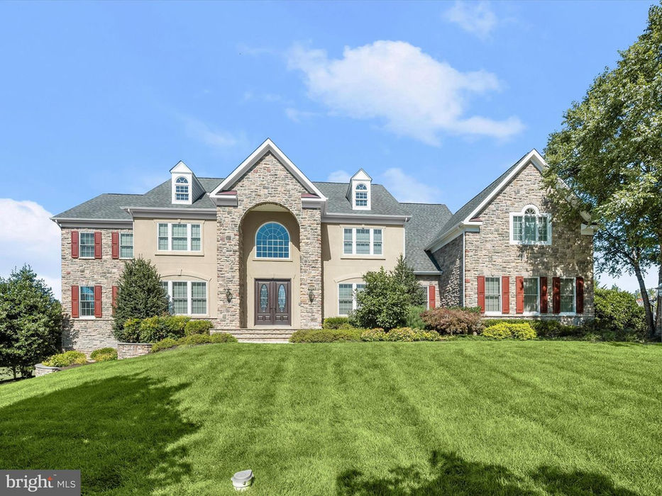 3918 Clarks Meadow Dr Glenwood, MD 21738
