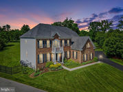 23 Hunting Ct