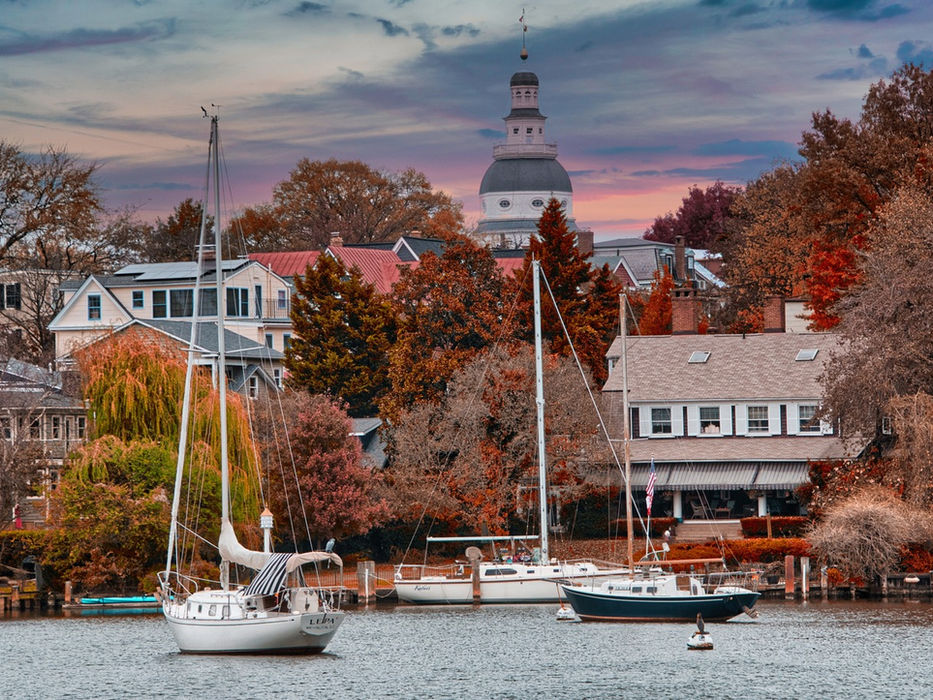 Experience autumn on the Chesapeake, where crisp air, golden foliage, and oyster roasts create the perfect seasonal lifestyle. From regattas to harvest festivals, the fall season brings together community, culture, and waterfront charm.