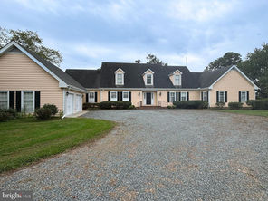 26657 N Point Rd Easton, MD 21601