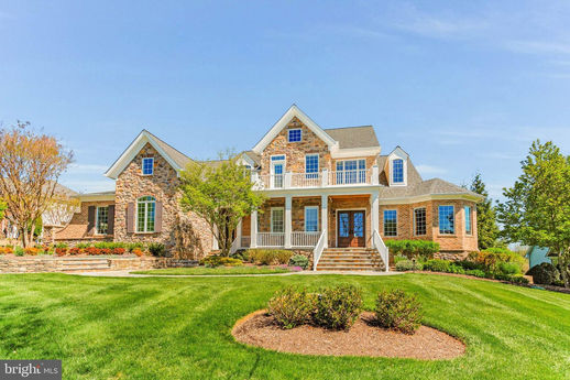 13615 Fox Stream Way, West Friendship, MD 21794