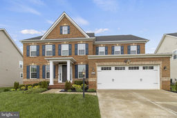 4411 Woodlands Reach Dr
