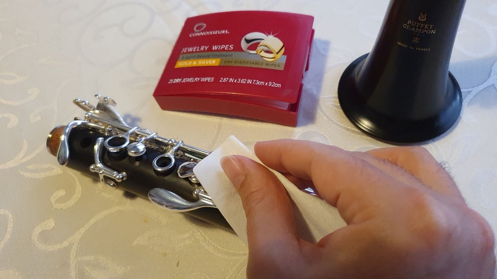 Maintenance of corks and keys of the U Article