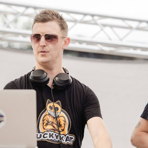 LUCKYKAT Ignites the French Fest Stage with Cross-Continental Sound