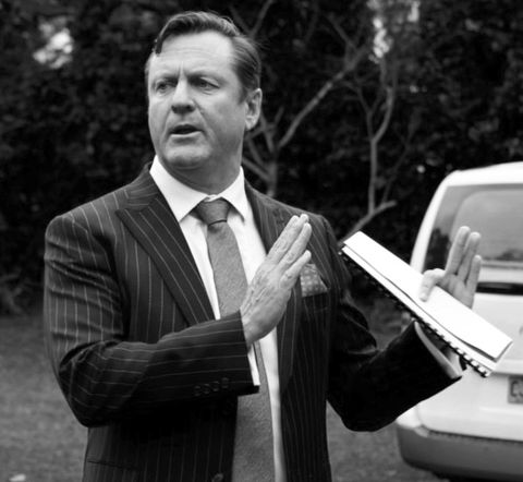 Paul Crawford real estate auctioneer Sydney