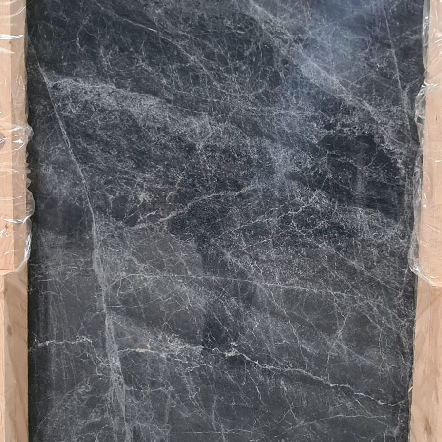 Küçük resim: Black Emprador Marble