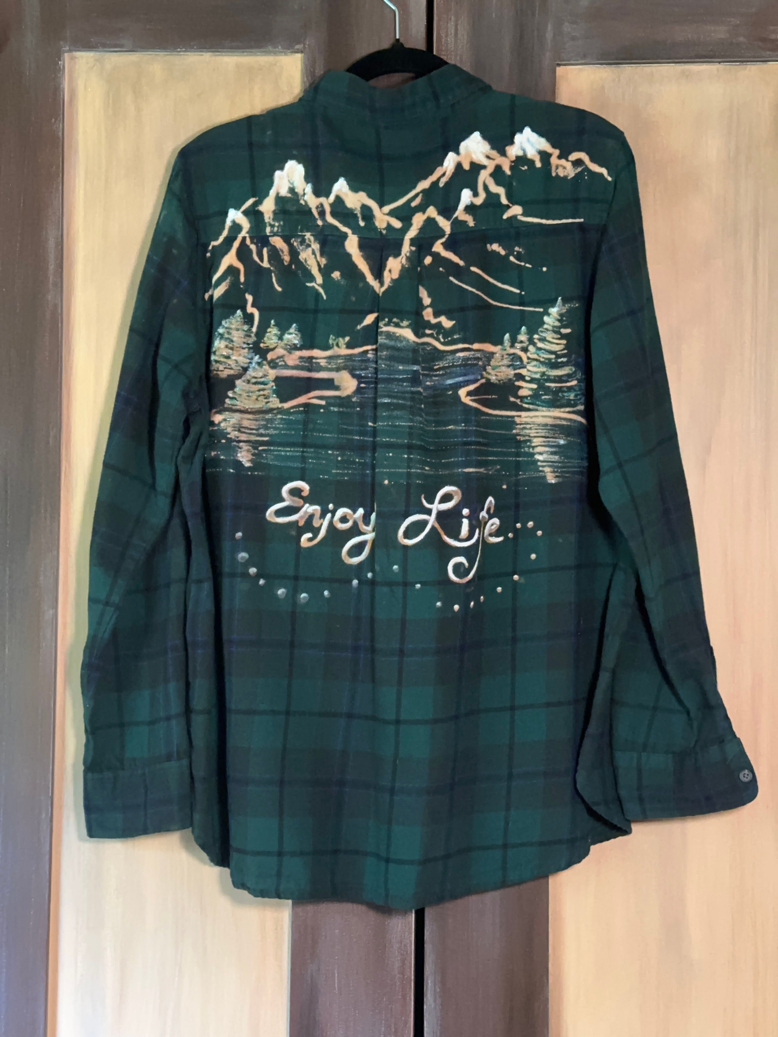 Women's Green Plaid Flannel Mountain Scape