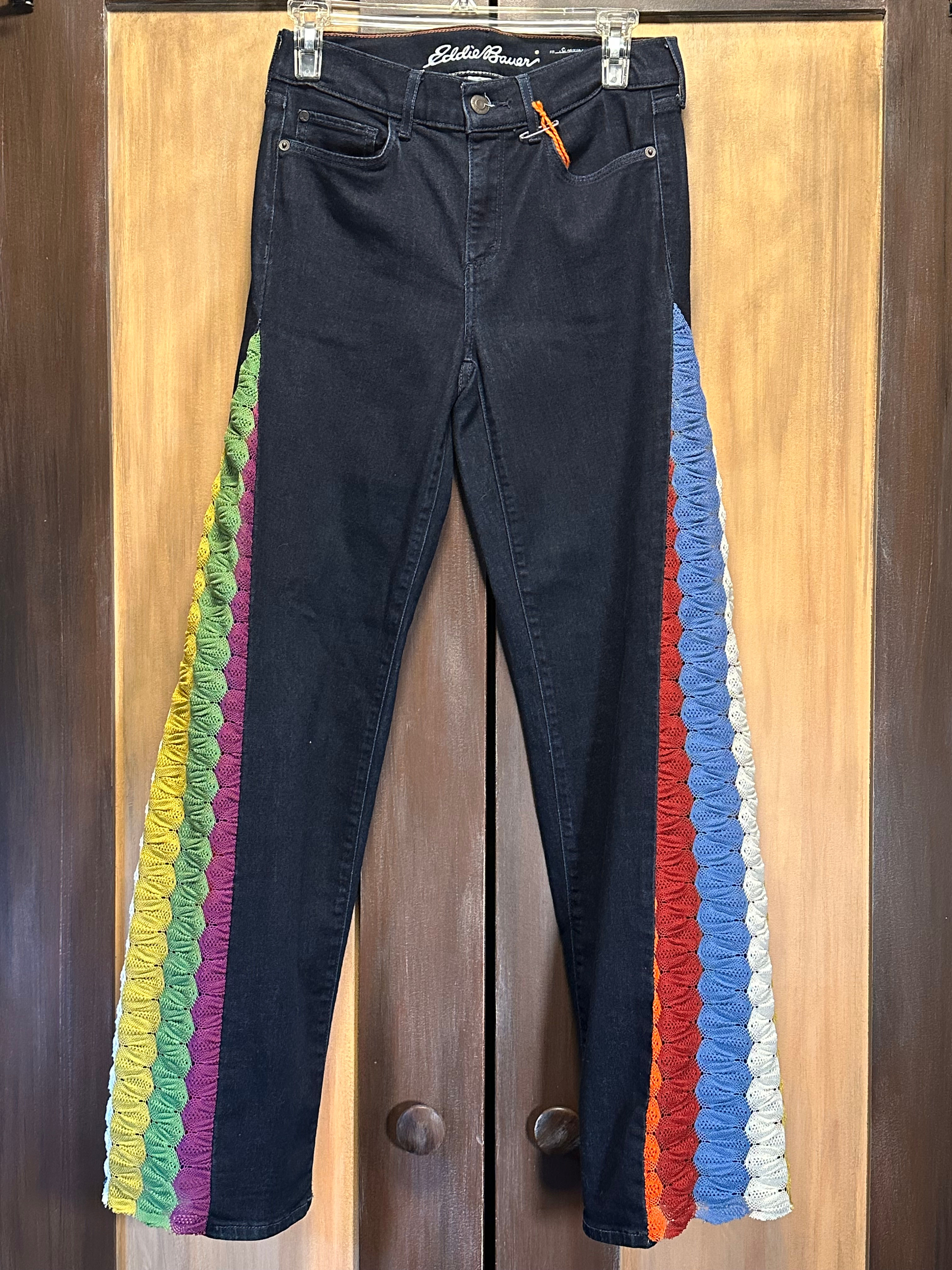 Dark jeans with Stripe Flair, 31" w, 31.5" l
