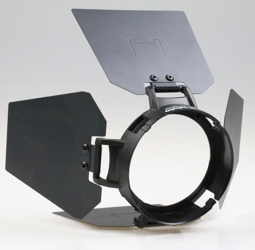 Miniatura: Art. 236 - Profoto Barndoor OCF