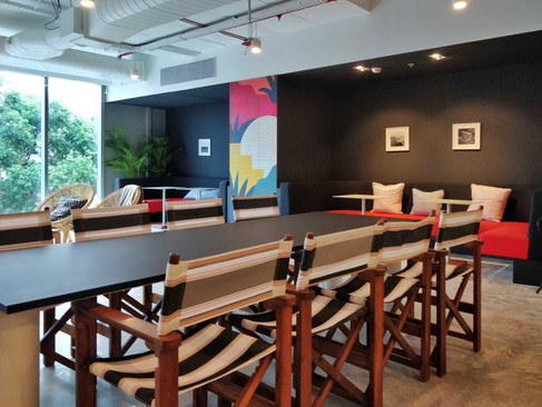 Nooks and Lounge