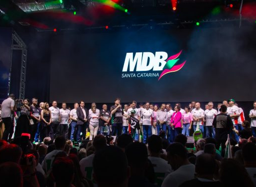 MDB avalia que voo solo pode favorecer reeleição de Jorginho Mello