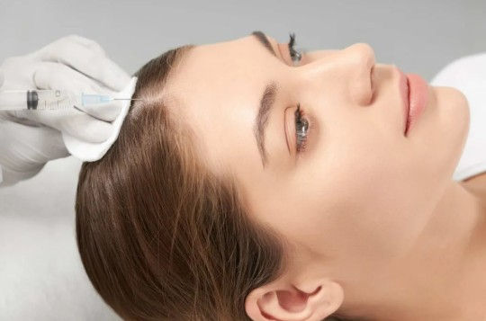 How Dermacheck Skin Clinic Helps Patients Manage Hair Loss Effectively