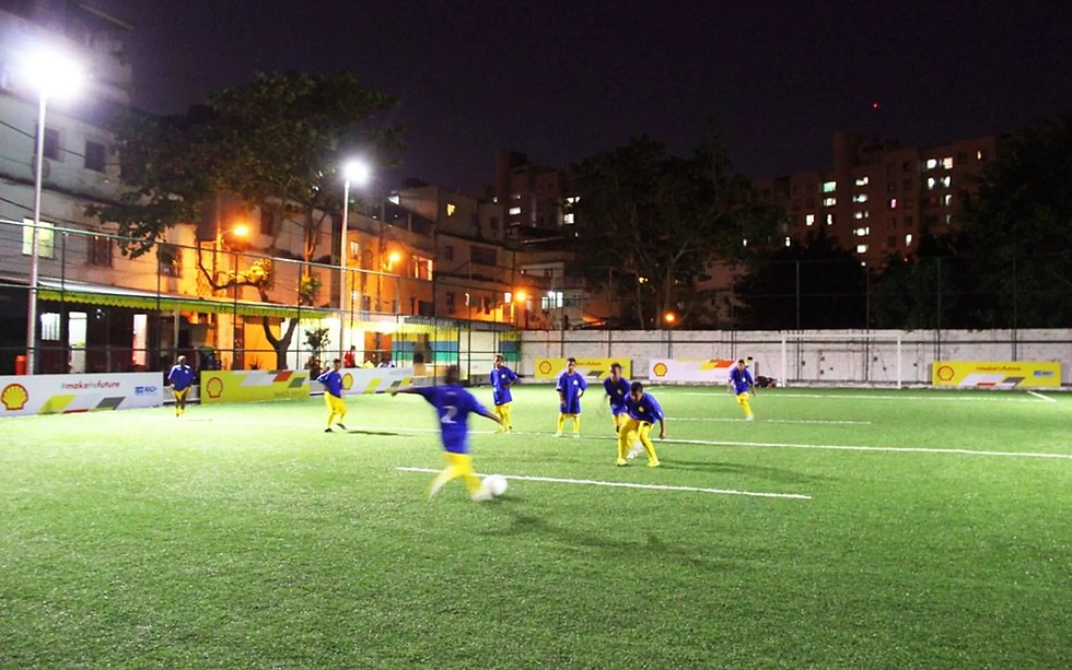 El primer estadio que convirtió el fútbol en electricidad 