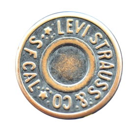 levis button.png