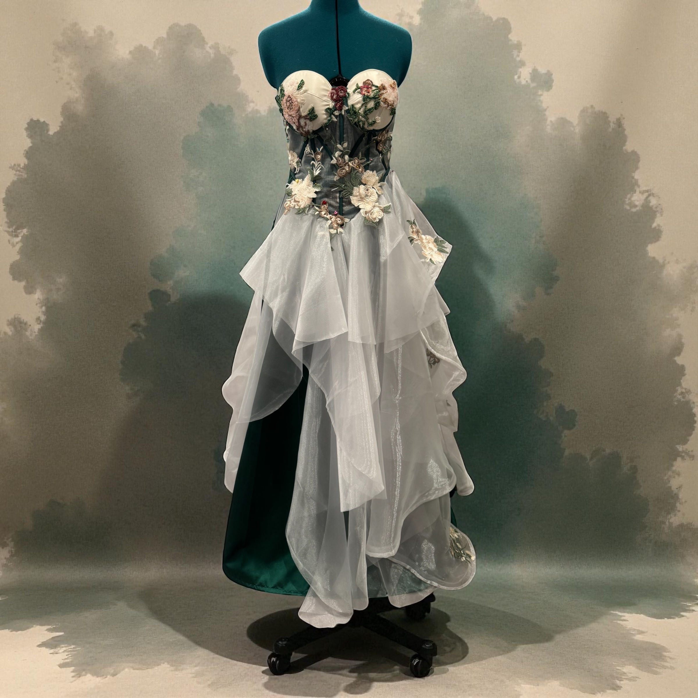 Ivy Gown size 8 (pre-order)