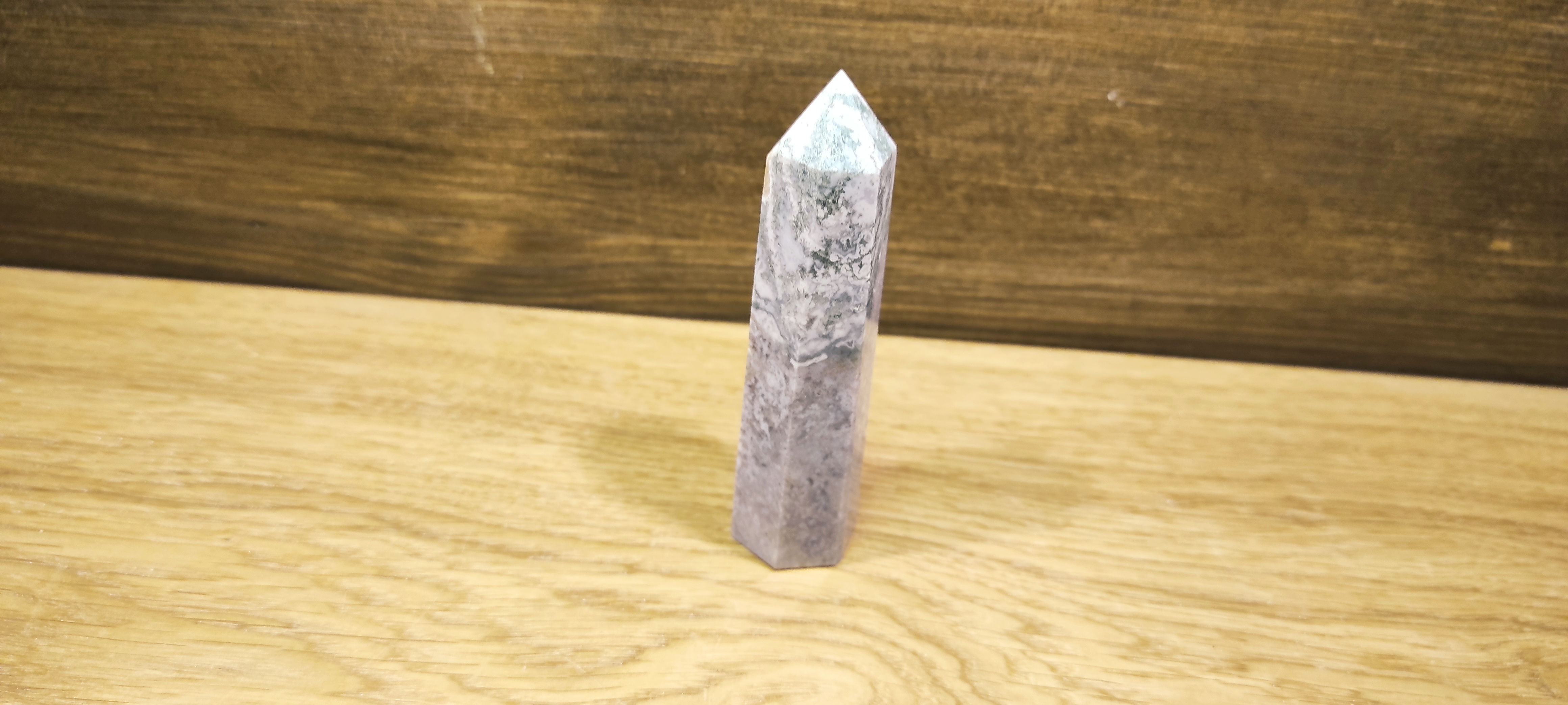 Obélisque en Agate Arbre