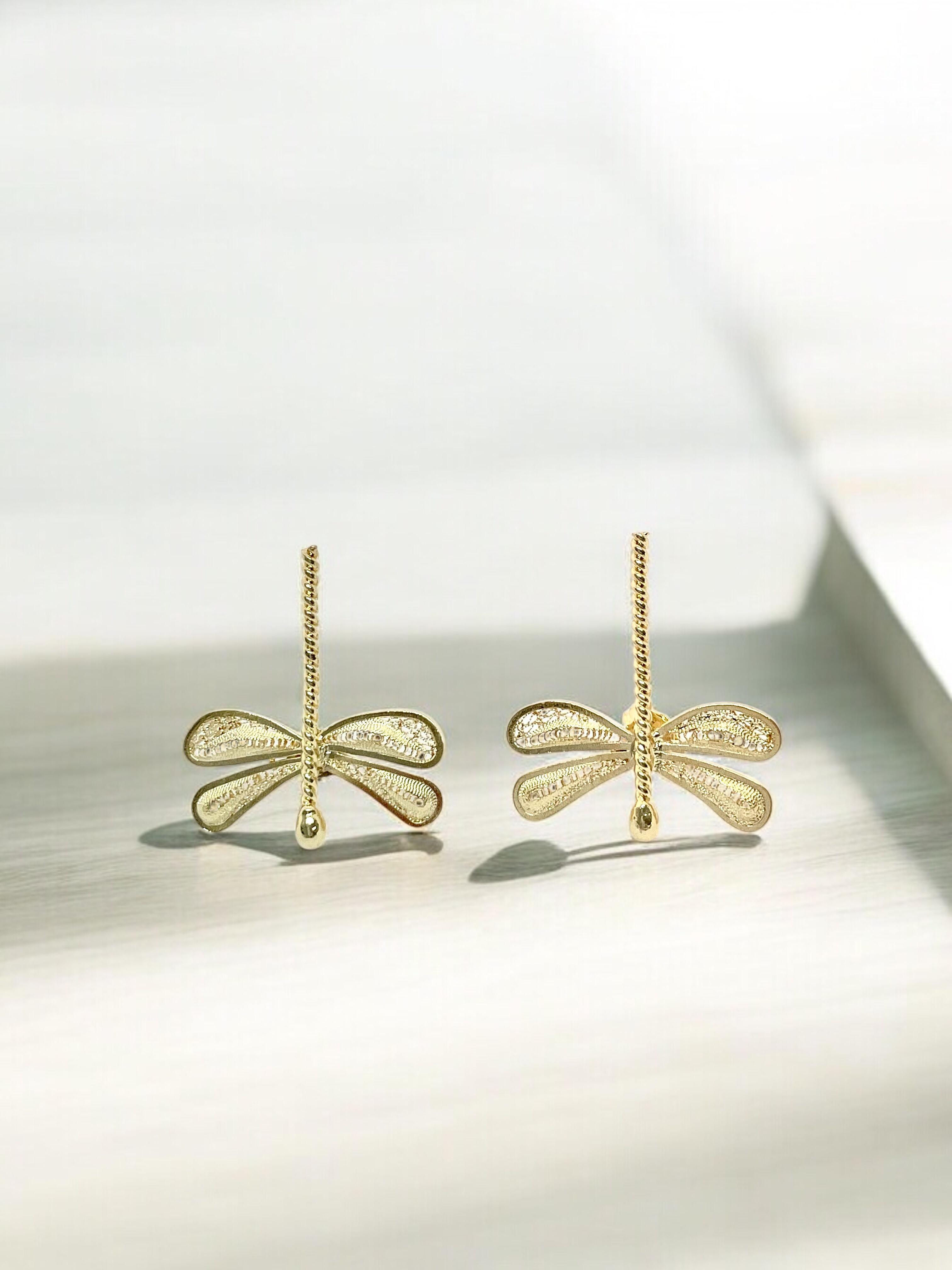 ARETES LIBÉLULA FILIGRANA DORADO