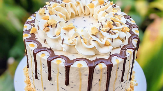 Snickers Cake