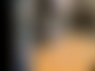 札幌のホテルイベントで北海道札幌市のプロマジシャンアッキーがイリュージョンマジックショーを披露している様子