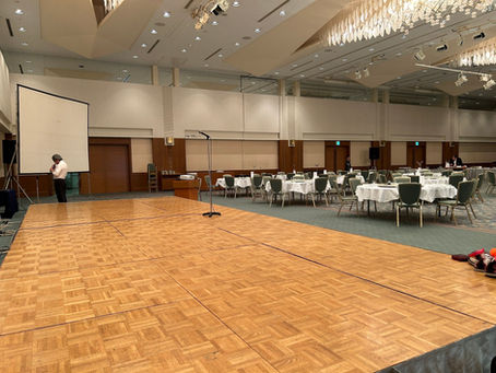 北海道苫小牧市のホテルで開催された企業のイベントに双子パフォーマーPLutoを派遣しました。