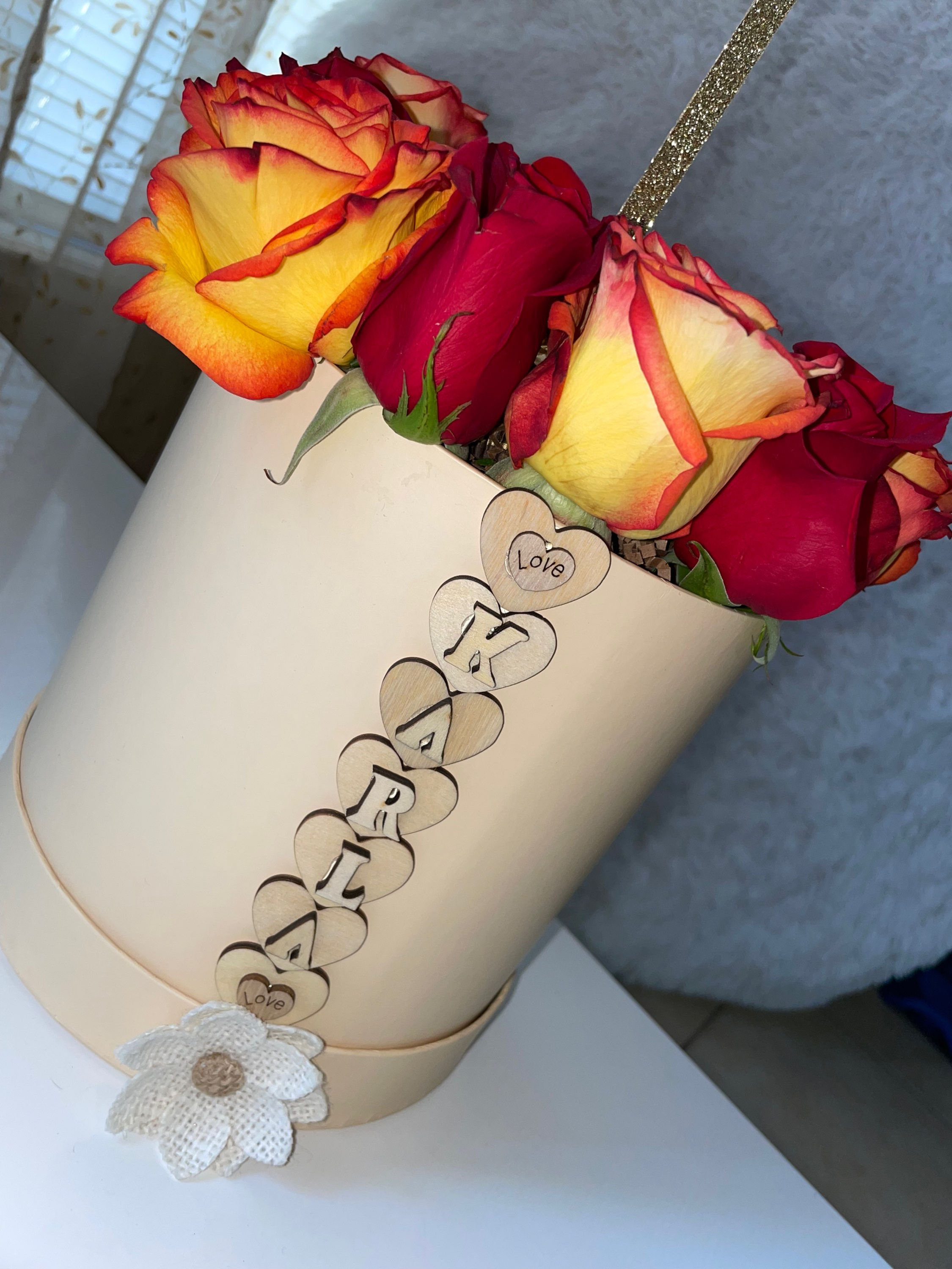 Flower arrangement personalized (medium 18 roses)