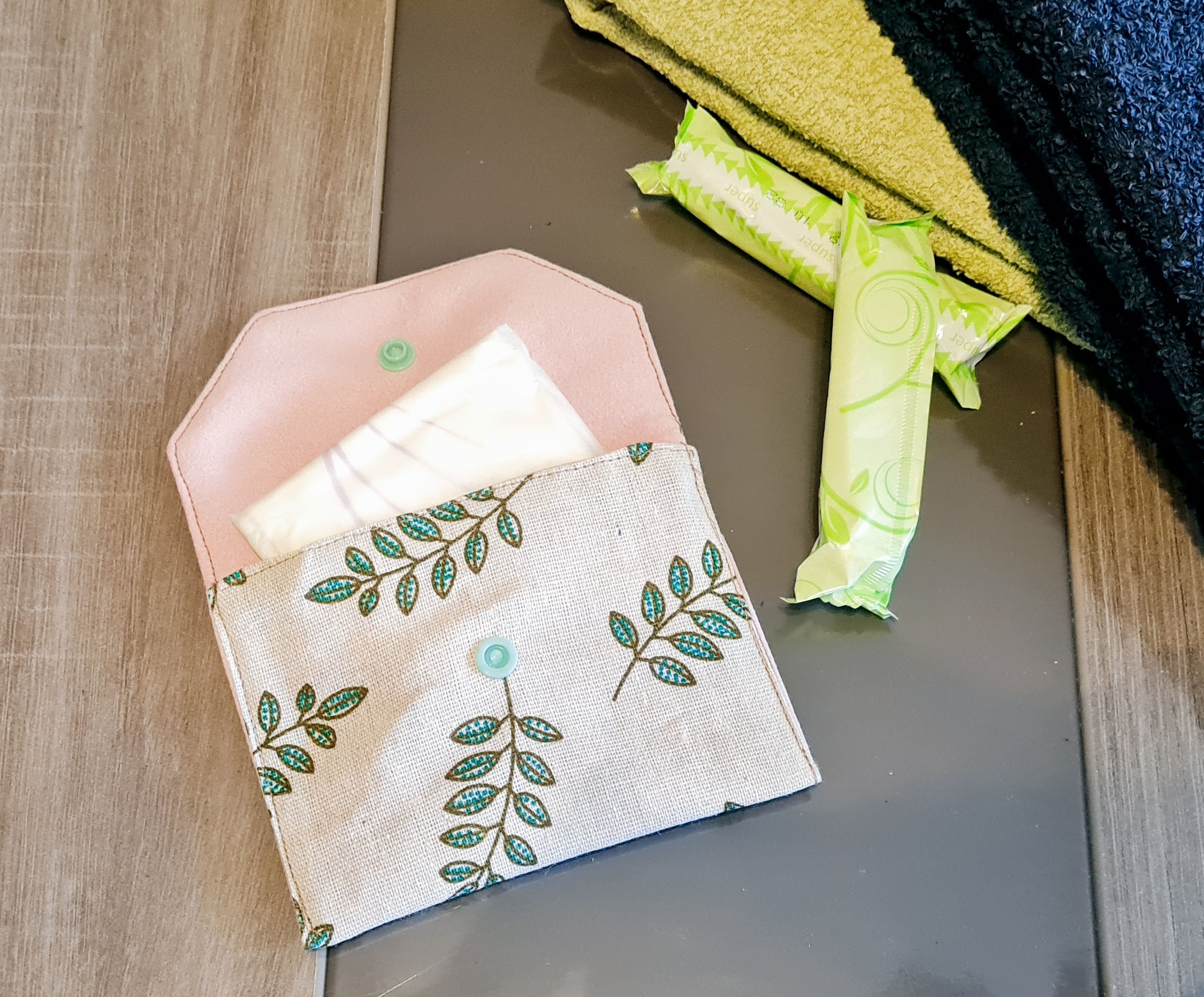 Pochette hygiène intime simple