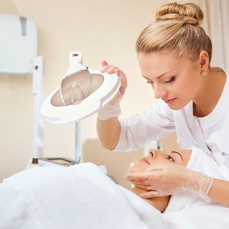 What You Need to Know About Dermaplaning