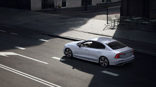 Volvo Cars - S60