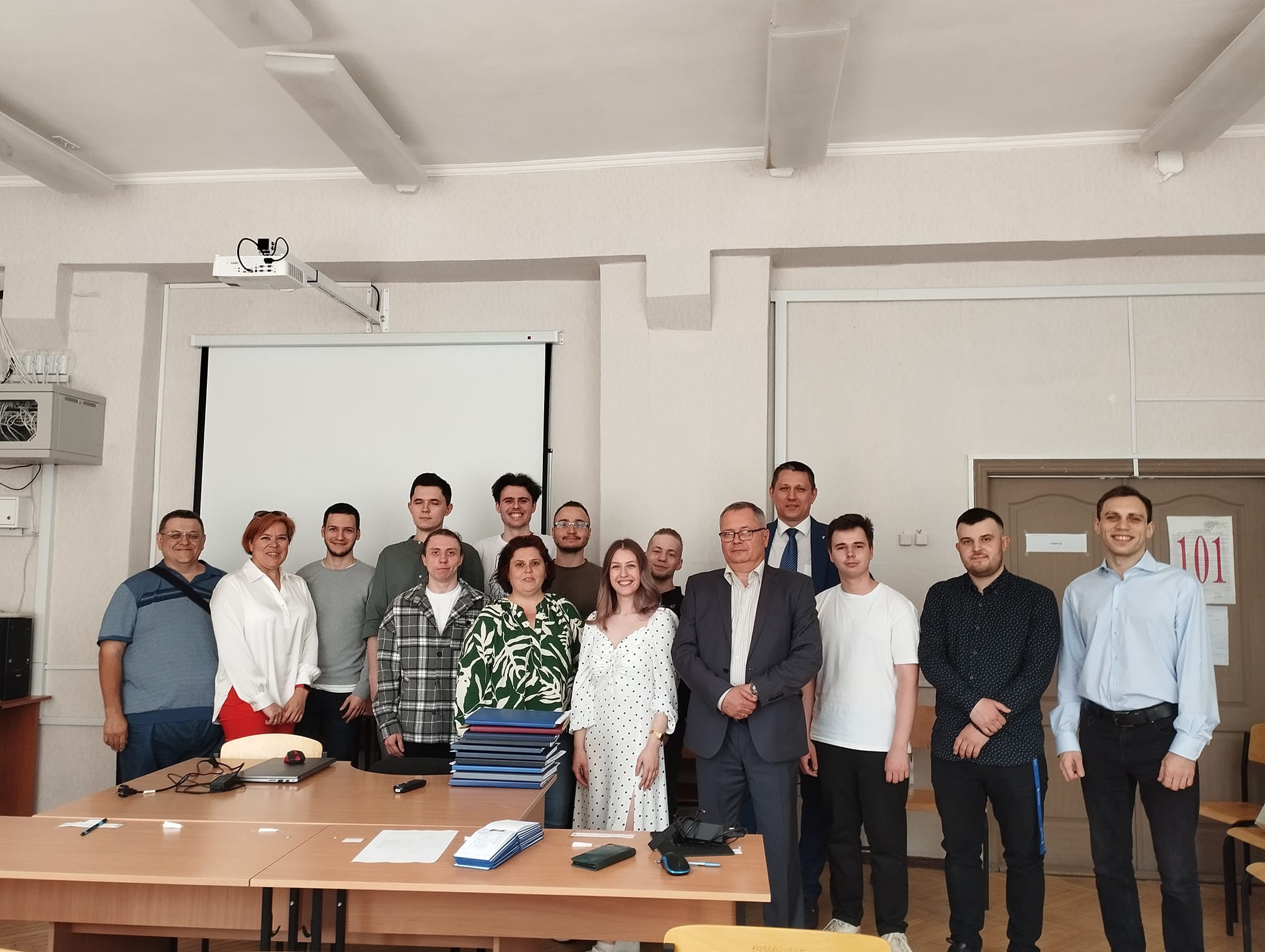 Відбувся захист магістерських робіт за ОНП "Програмні технології ...