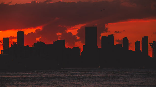 Red_Skyline_Miami.jpg