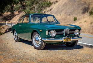 1967_Alfa_GT-Veloce-HERO.jpg