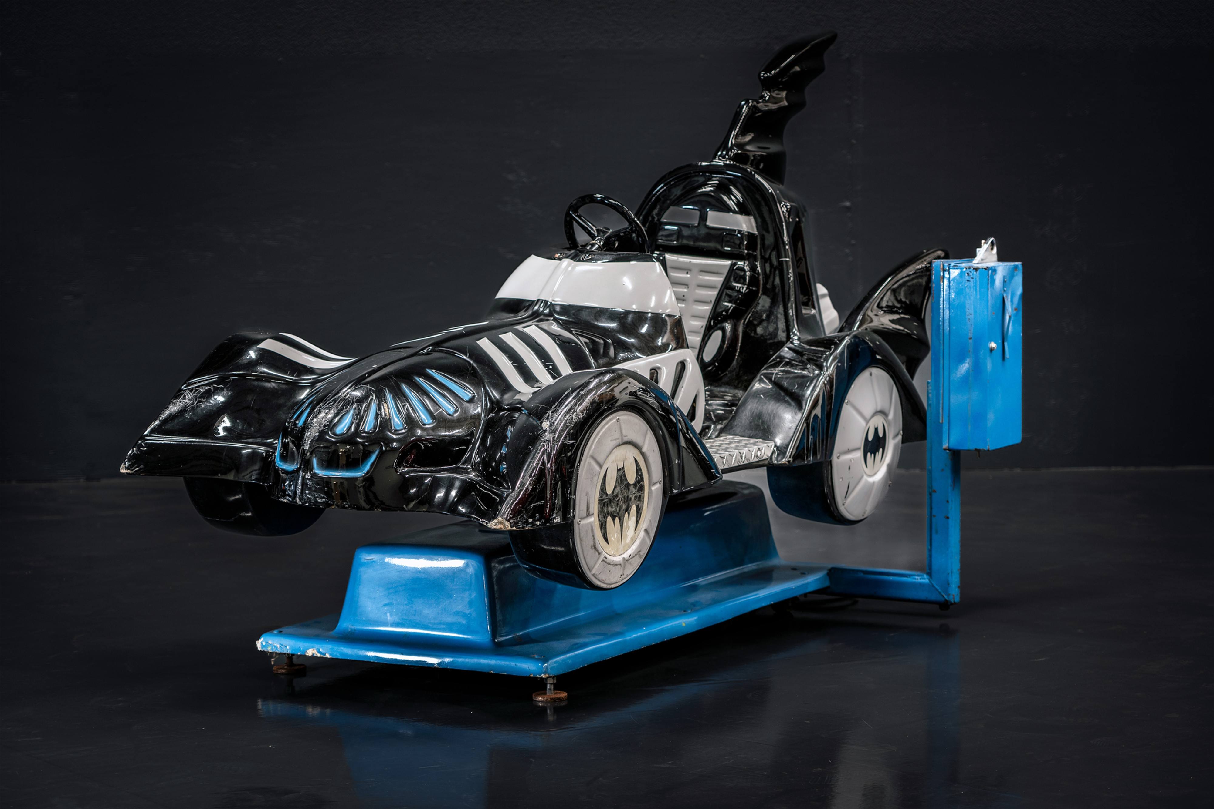 Batmobile Children's Ride | GenauAutoWerks