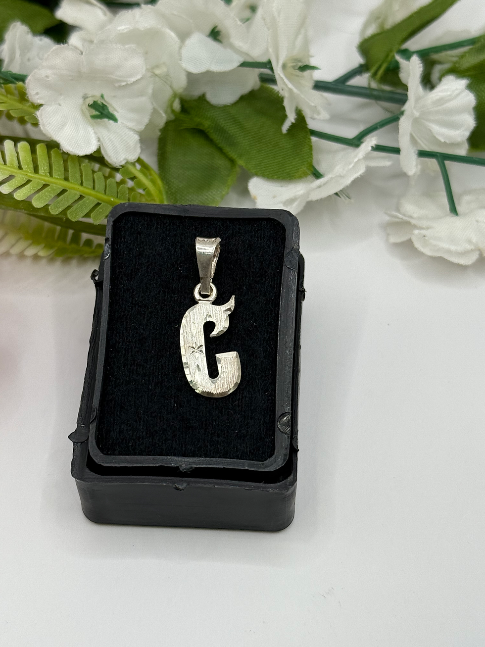 Miniatura: D.INICIAL GÓTICA C 3