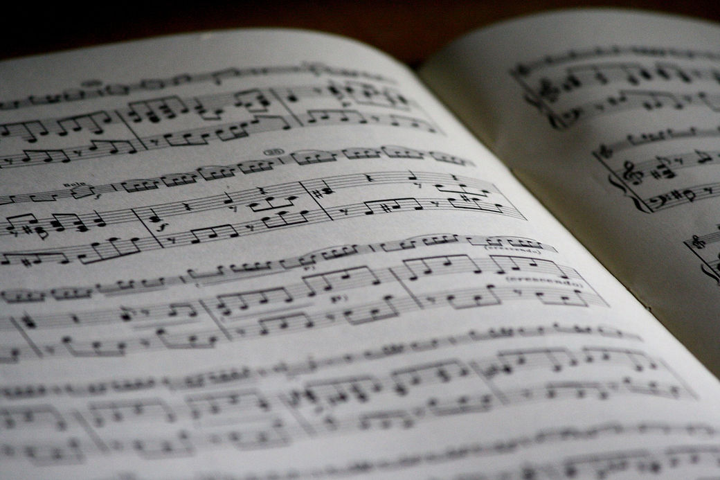 music-sheet-1326999_1920.jpg