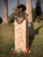 Burt Reynolds Memorial Hollywood Forever Cemetery