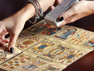 Що таке таро, і навіщо воно потрібне?