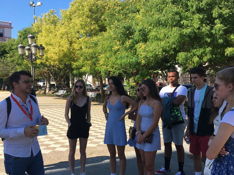 Primer dia de clases y mini tour por las plazas de Cadiz