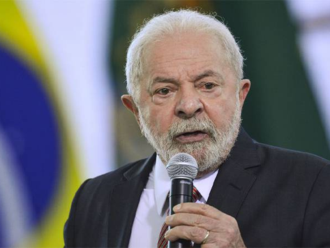 Lula responde a Trump: terrorista é o Bolsonaro