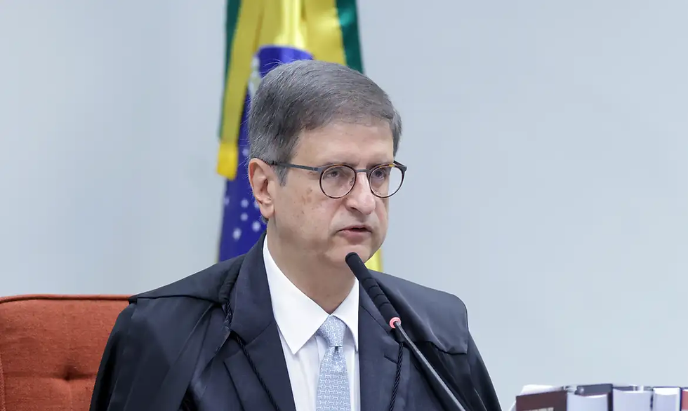 PGR pede anulação de investigação sobre conversas de Moraes e Vorcaro